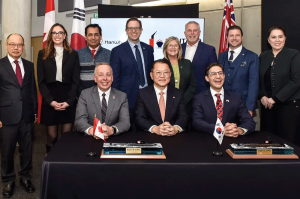 TNA-MA26 HANWHA-CANADA-LoI-signing